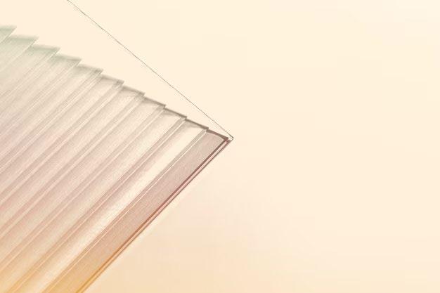 Comment couper des plaques de polycarbonate